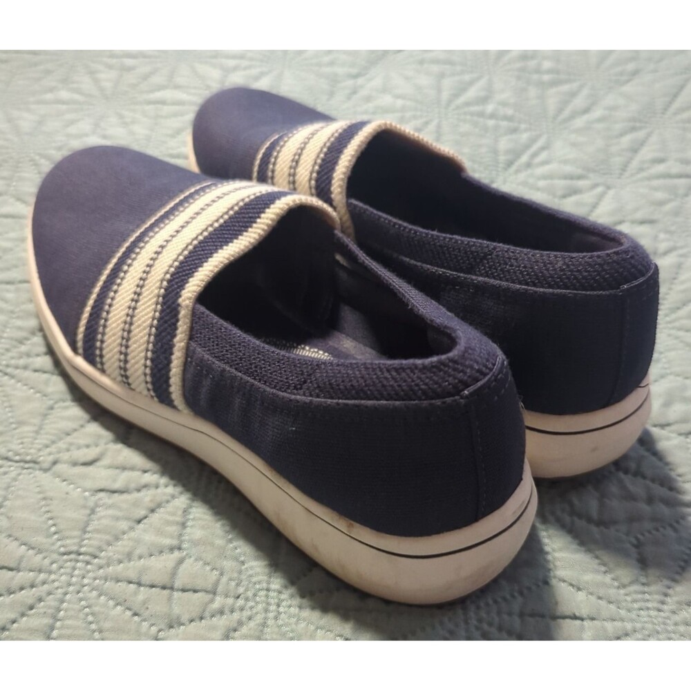 Clarks Women's Cloudsteppers BreezeSky Mist Sz 6 Washable Slip-Ons Navy Stretch - Picture 3 of 10